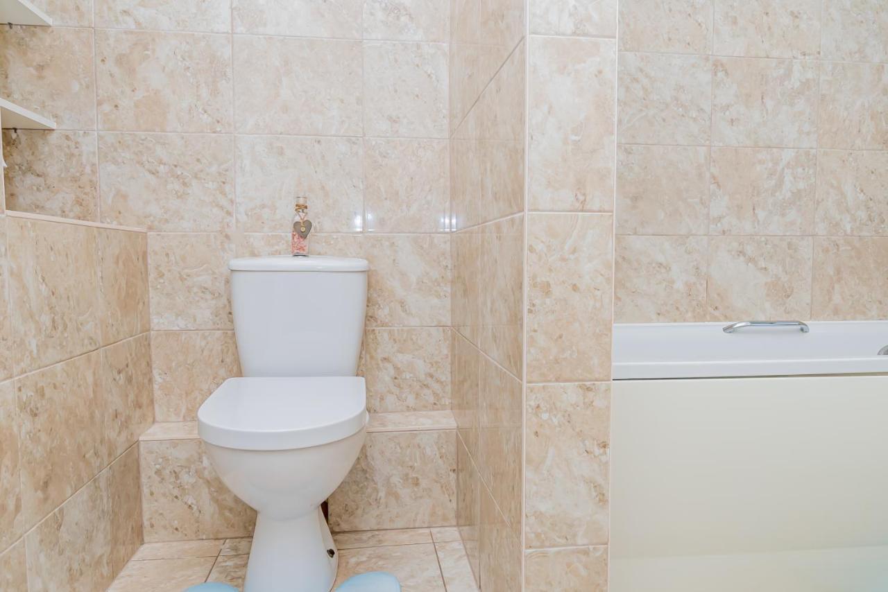 Shirley House 2, Self Catering Guest House, Self Check In, Smart Locks, 10 Min Walk To Southampton General, Aspire And Princess Anne Hospitals, Access To Fully Equipped Kitchen, Excellent Transport Links, Ideal For Longer Stays And Hospital Shifts מראה חיצוני תמונה
